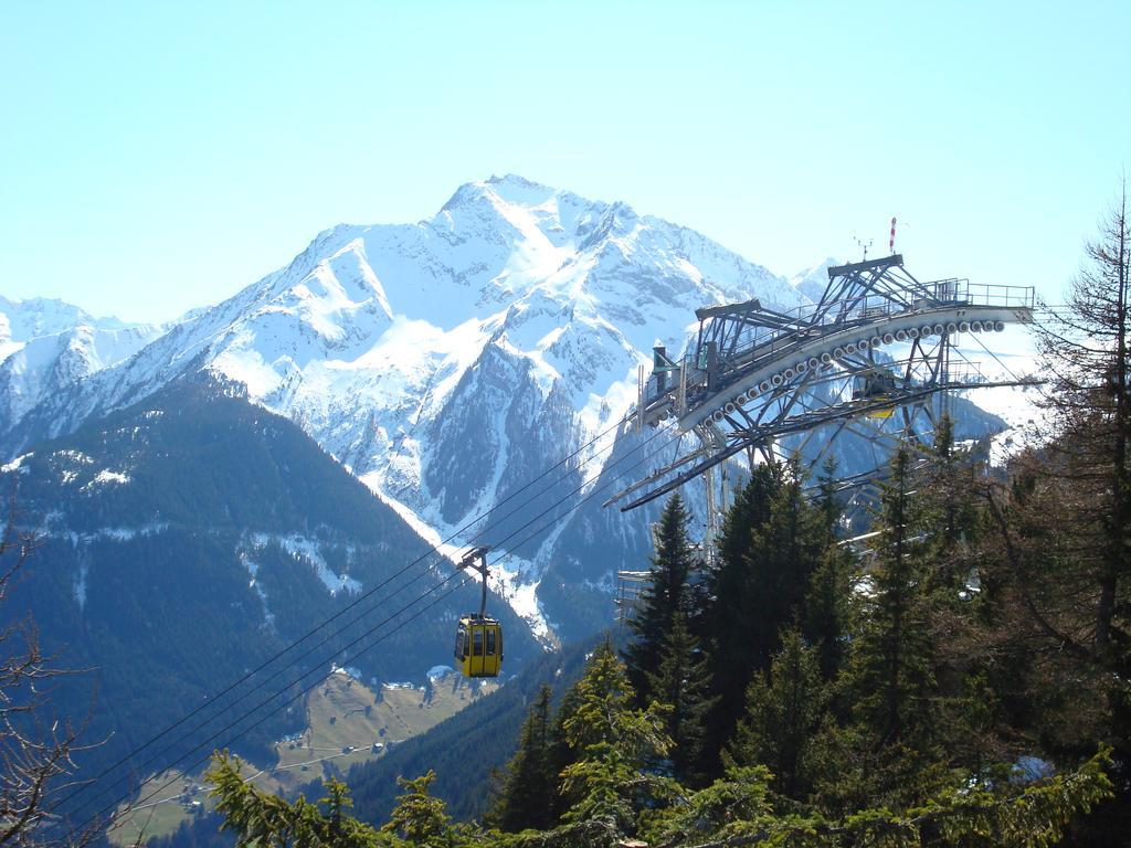 Appartements Rieser - Im Herzen Von Mayrhofen - Sonniger Balkon - 3 Schlafzimmer Zewnętrze zdjęcie